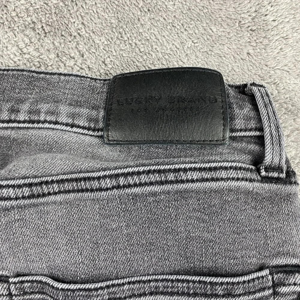 Lucky Brand 411 Athletic Taper Jeans Mens 30x29 Gray Denim Mid Rise